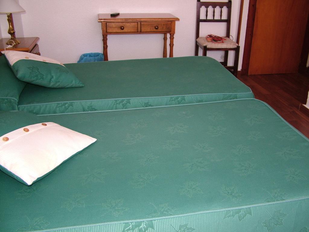 Hostal El Botero Cuzcurrita-Río Tirón الغرفة الصورة