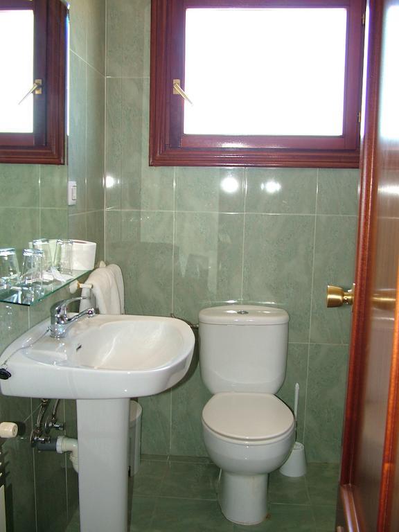 Hostal El Botero Cuzcurrita-Río Tirón الغرفة الصورة